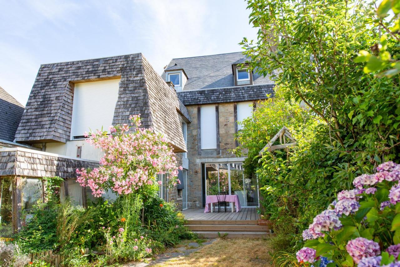 Le 74 Bed and Breakfast Avranches Eksteriør billede